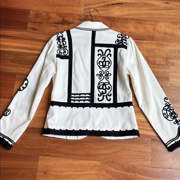 Chicos embroidered blazer - Picture 9 of 10